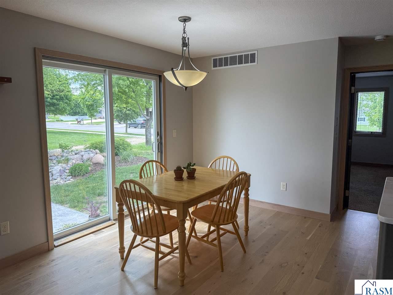 1919 Ryan Road New Ulm MN 56073 267040449 image14