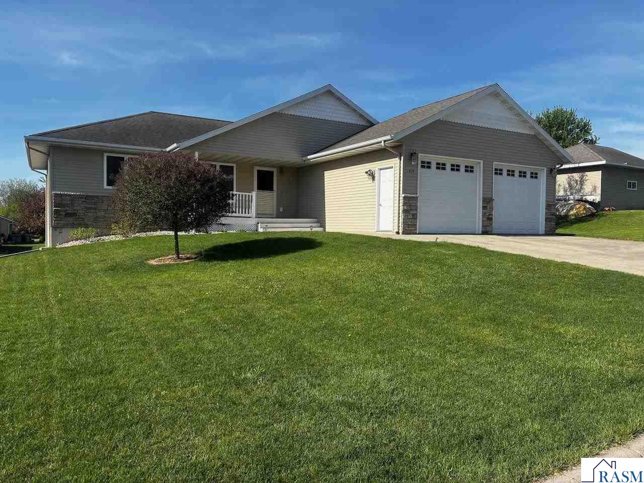 1924 Rock Ridge Lane Saint Peter MN 56082 7040312 image1
