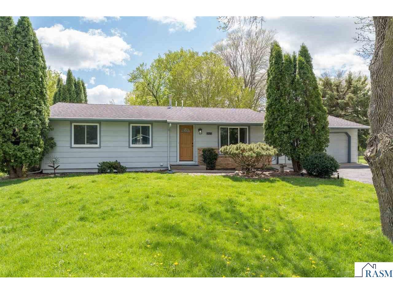 1925 Howard Drive North Mankato MN 56003 7040141 image1