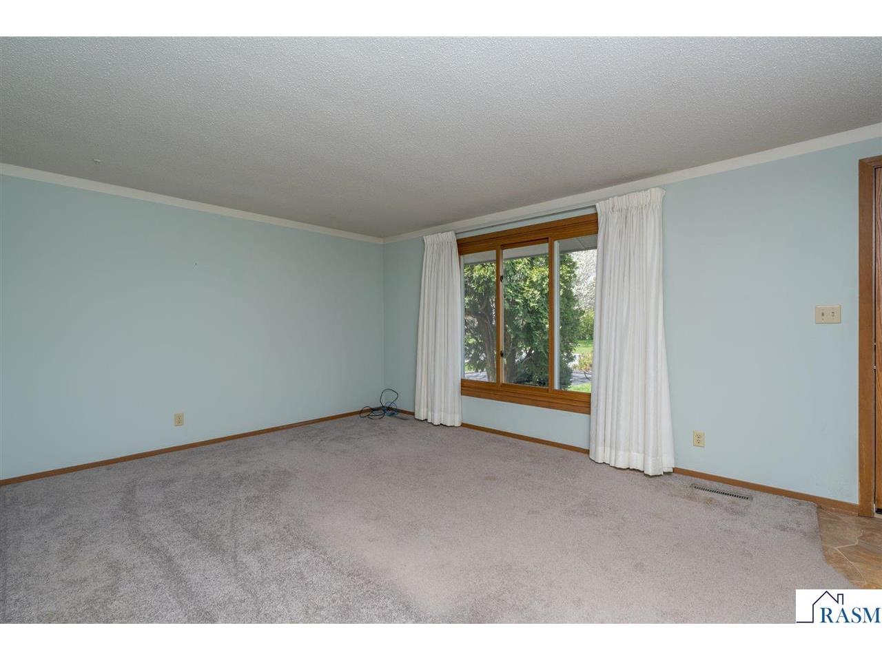1925 Howard Drive North Mankato MN 56003 7040141 image3