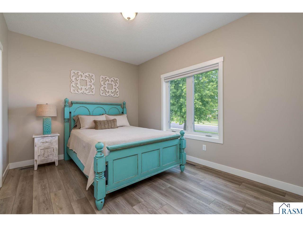 1929 Lexington Lane North Mankato MN 56003 267040911 image17