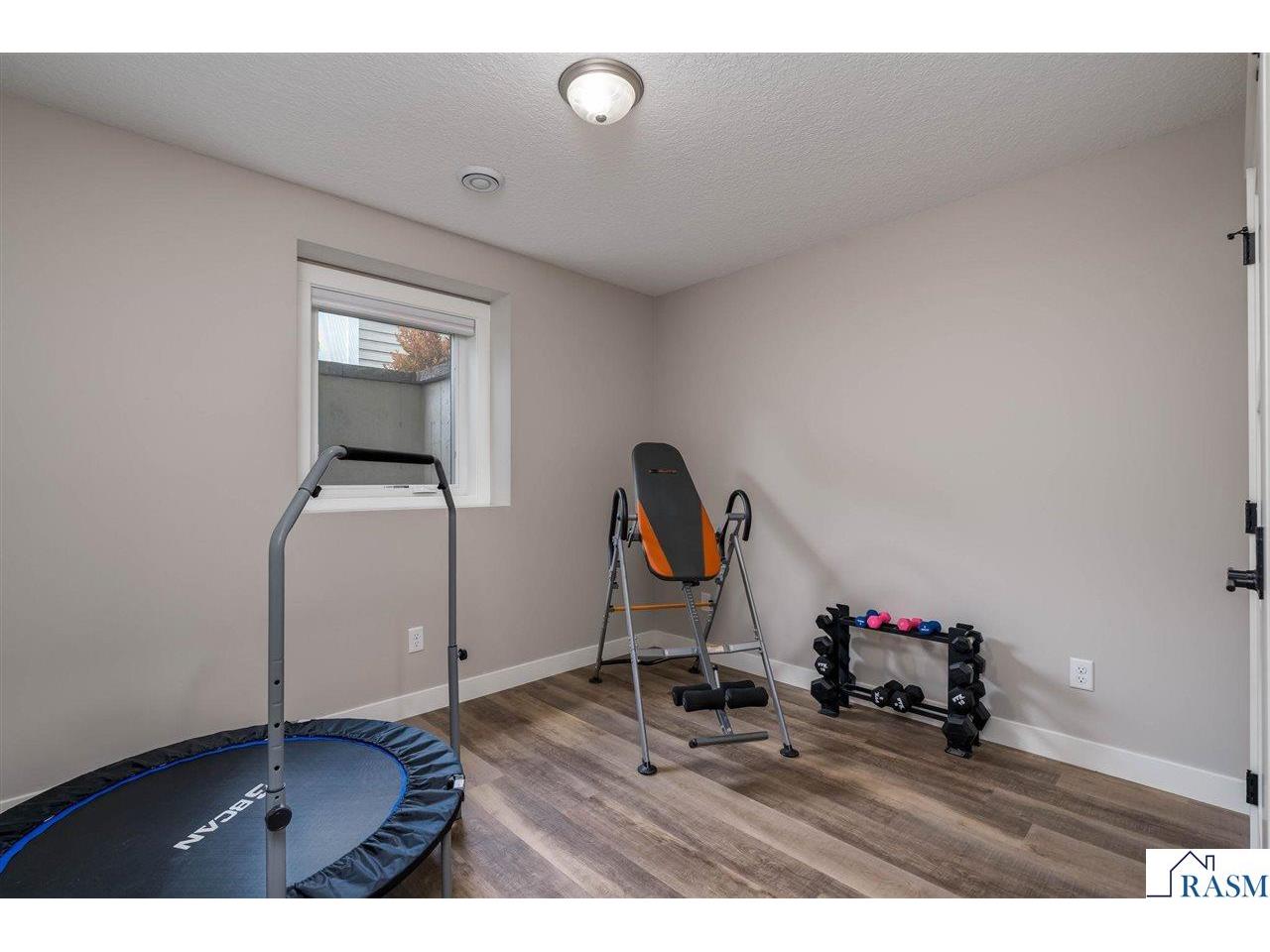 1929 Lexington Lane North Mankato MN 56003 267040911 image29