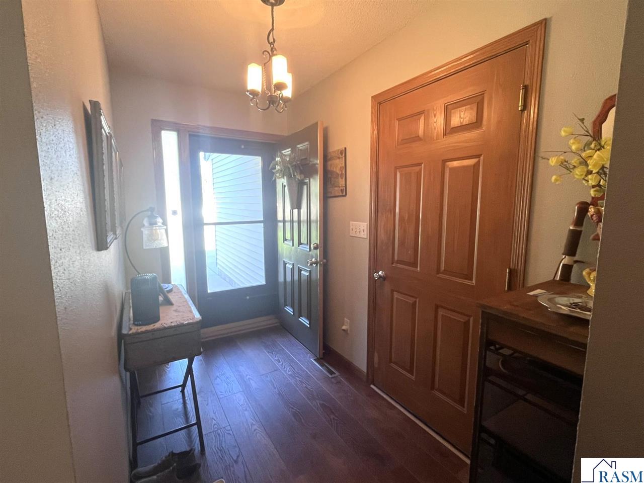 1951 E Welco Dr Saint Peter MN 56082 267040910 image2