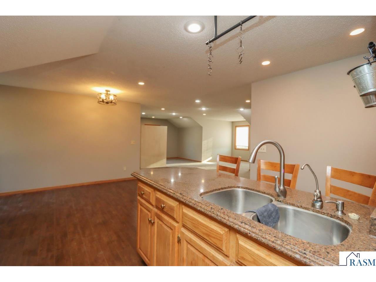 196 W Main Street Elysian MN 56028 7040299 image37