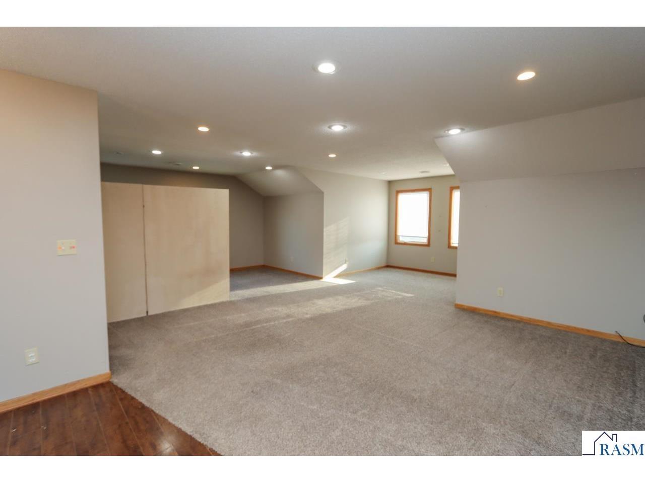 196 W Main Street Elysian MN 56028 7040299 image39