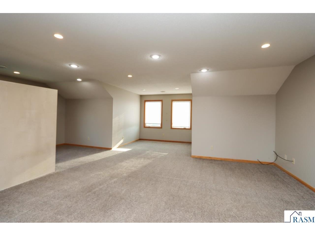 196 W Main Street Elysian MN 56028 7040299 image40