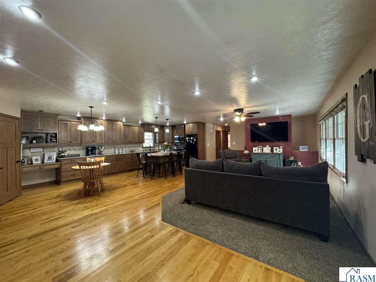 1960 Cottonwood Lake Drive Windom MN 56101 7039087 image20