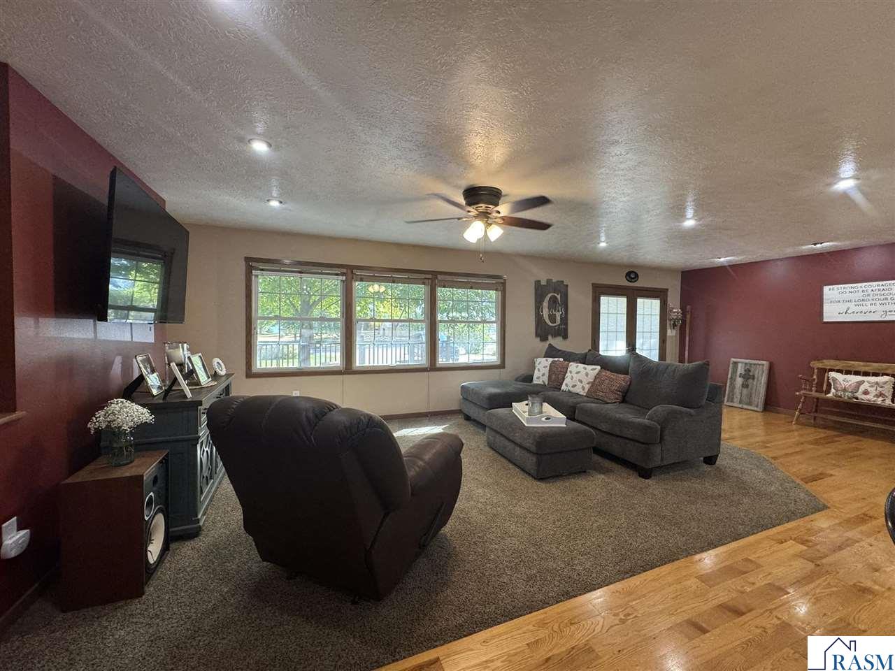 1960 Cottonwood Lake Drive Windom MN 56101 7039087 image23