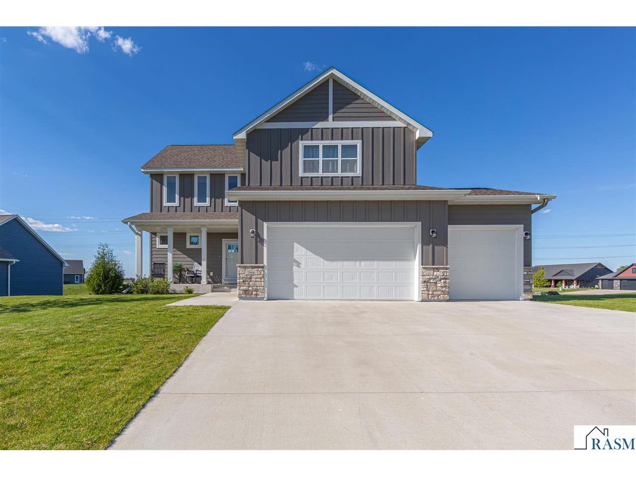 1966 Lexington Lane Lane North Mankato MN 56003 7040302 image1
