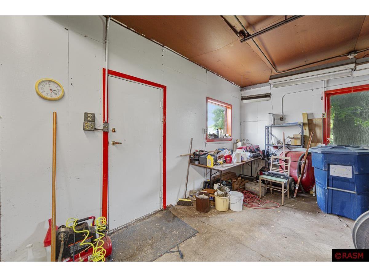 20 S Renville Street Winthrop MN 55396 7038118 image15