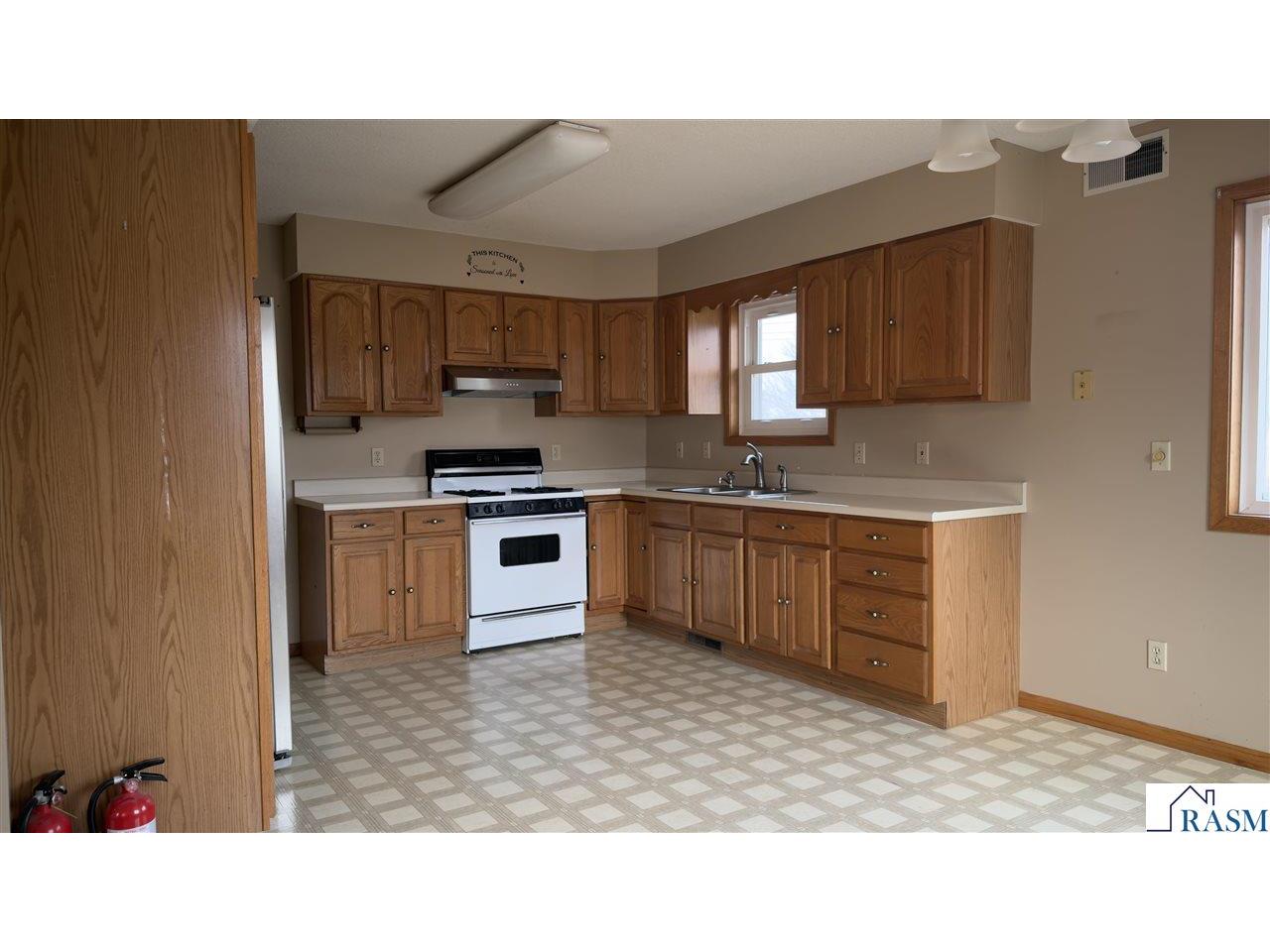 200 2nd Street Cleveland MN 56017 7039120 image6