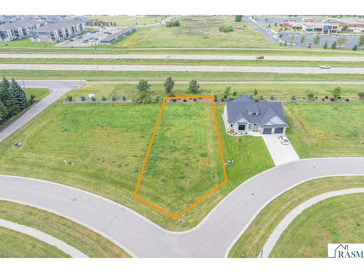200 Double Eagle Drive Mankato MN 56001 7033994 image1