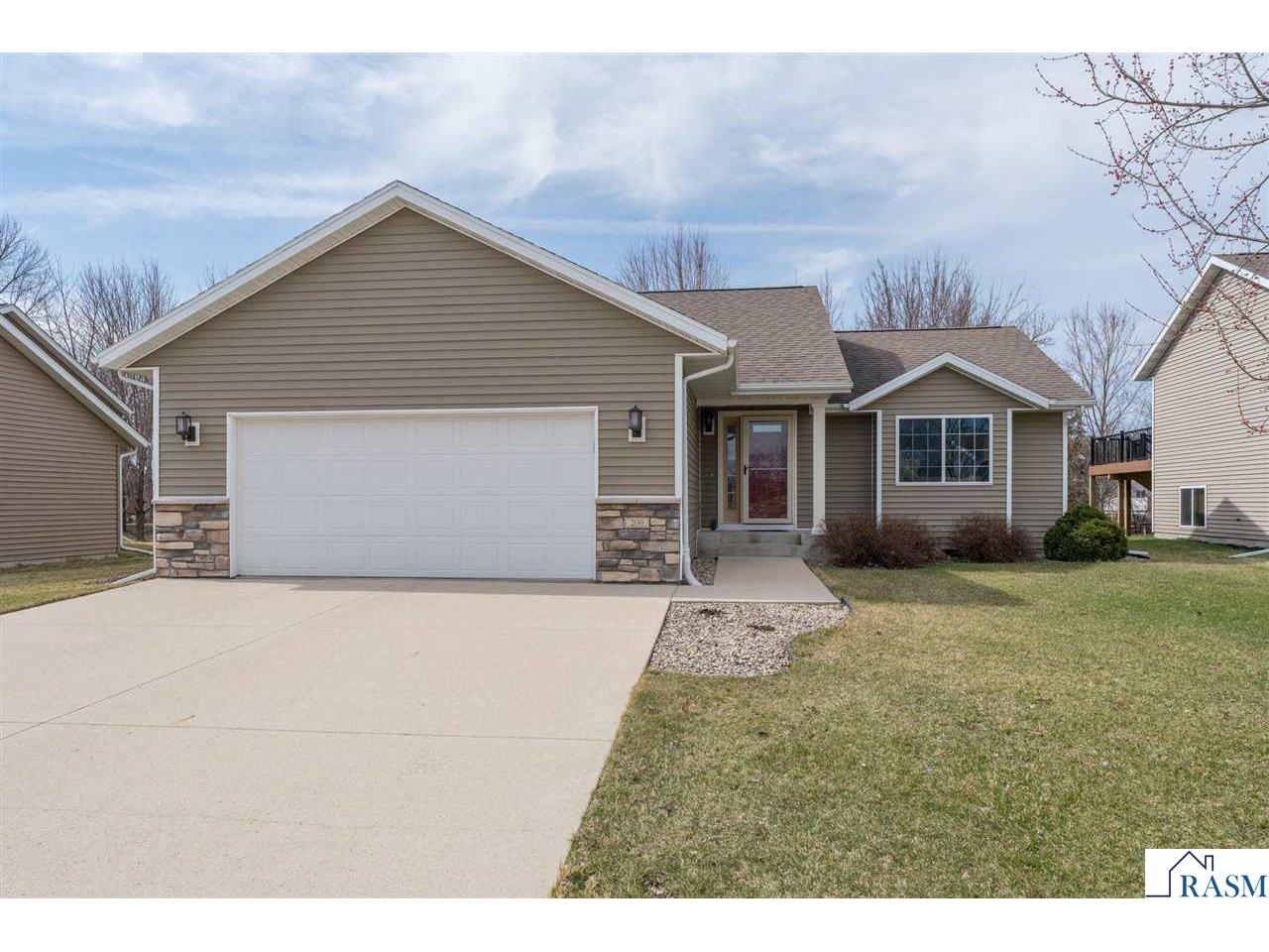 200 Foxfire Drive Mankato MN 56001 7039830 image1