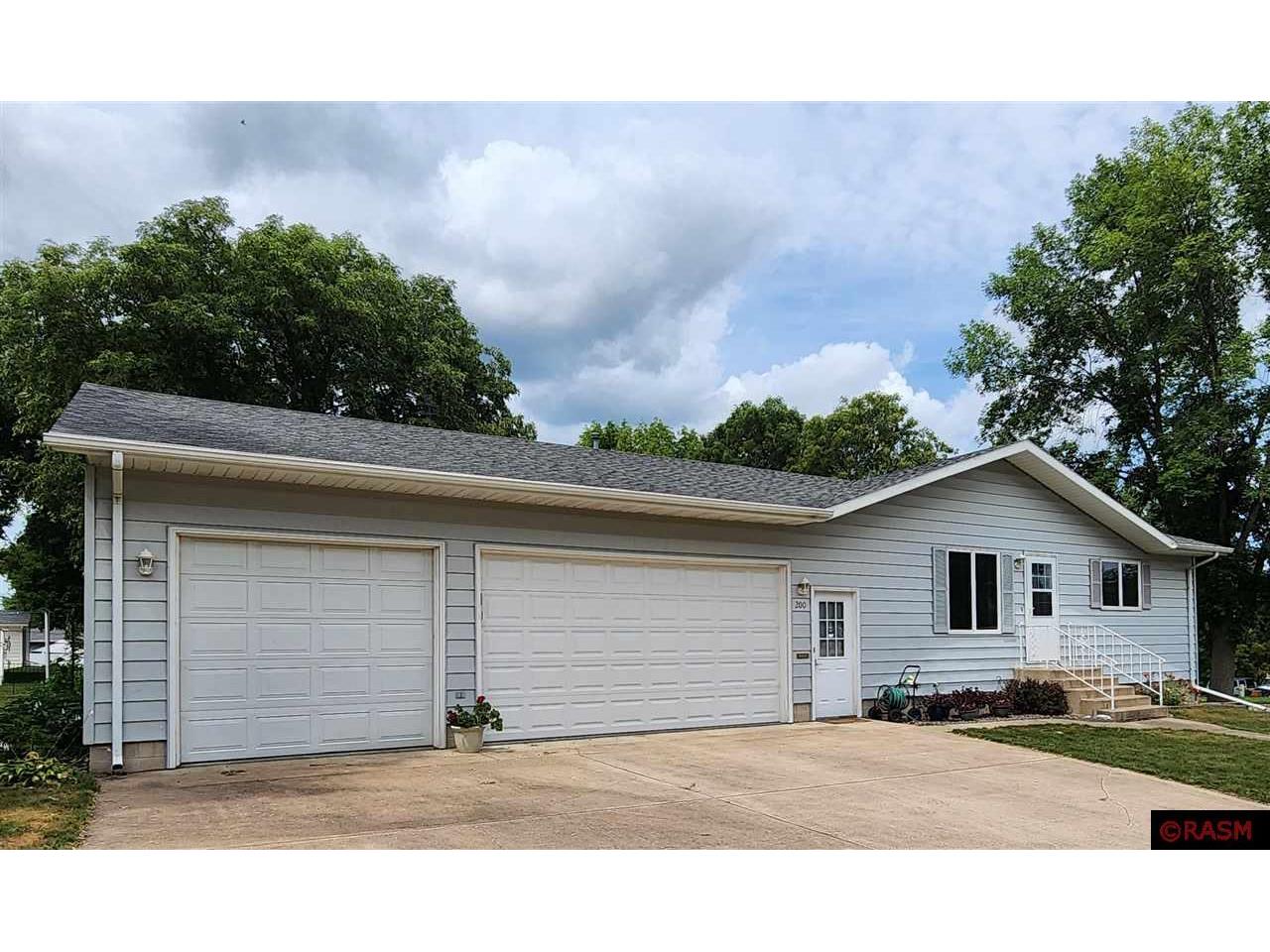 200 N 10th Street New Ulm MN 56073 7032978 image1