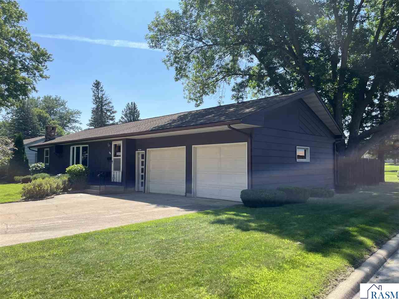 200 S 10th Avenue Saint James MN 56081 7038133 image1