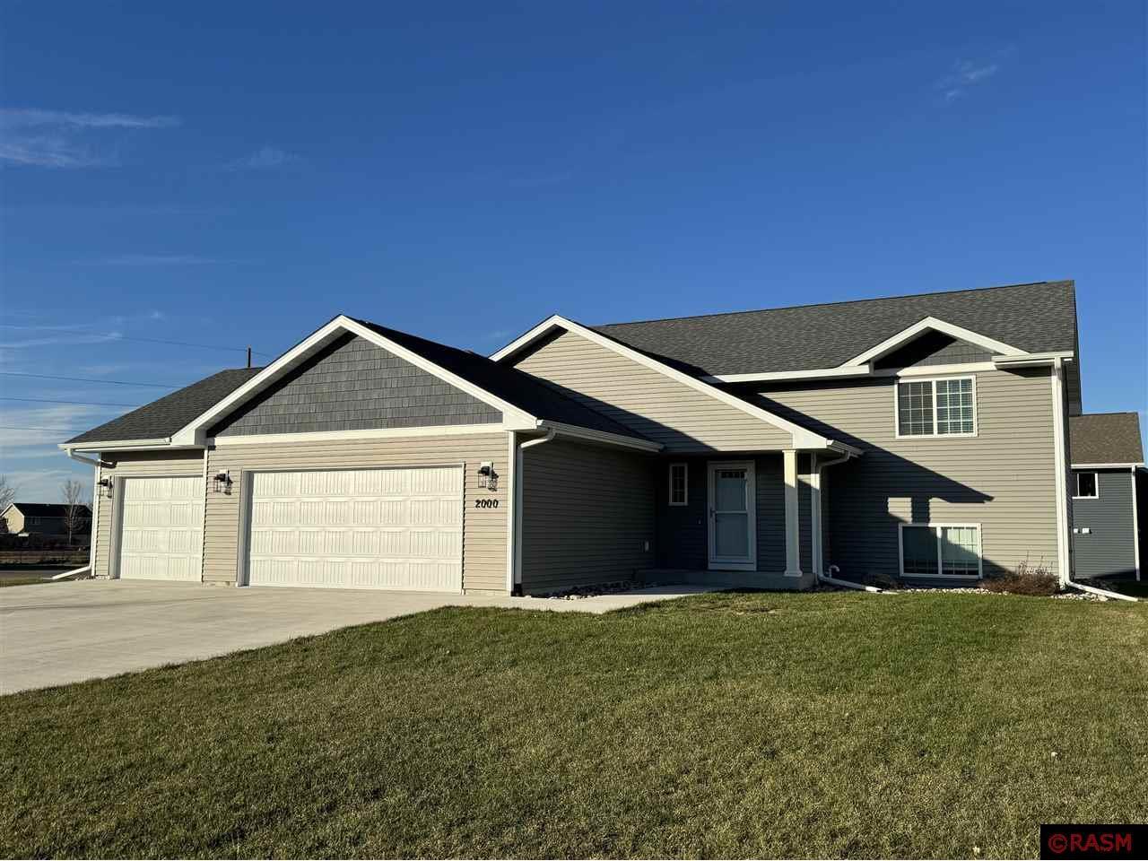 2000 Bluestem Drive Mankato MN 56001 7033830 image1