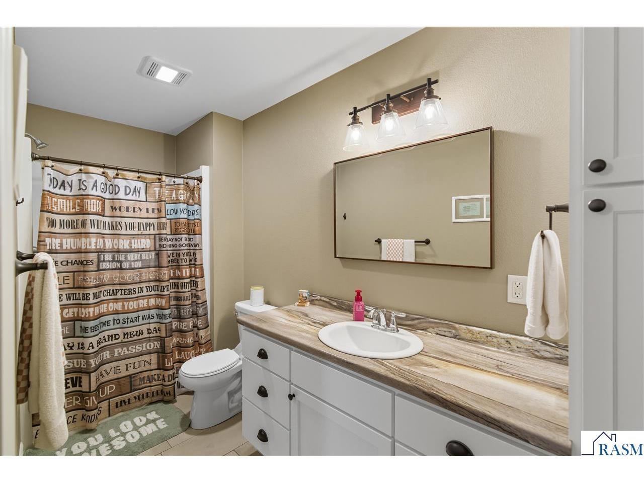 2004 Bluestem Drive Mankato MN 56001 7038741 image10