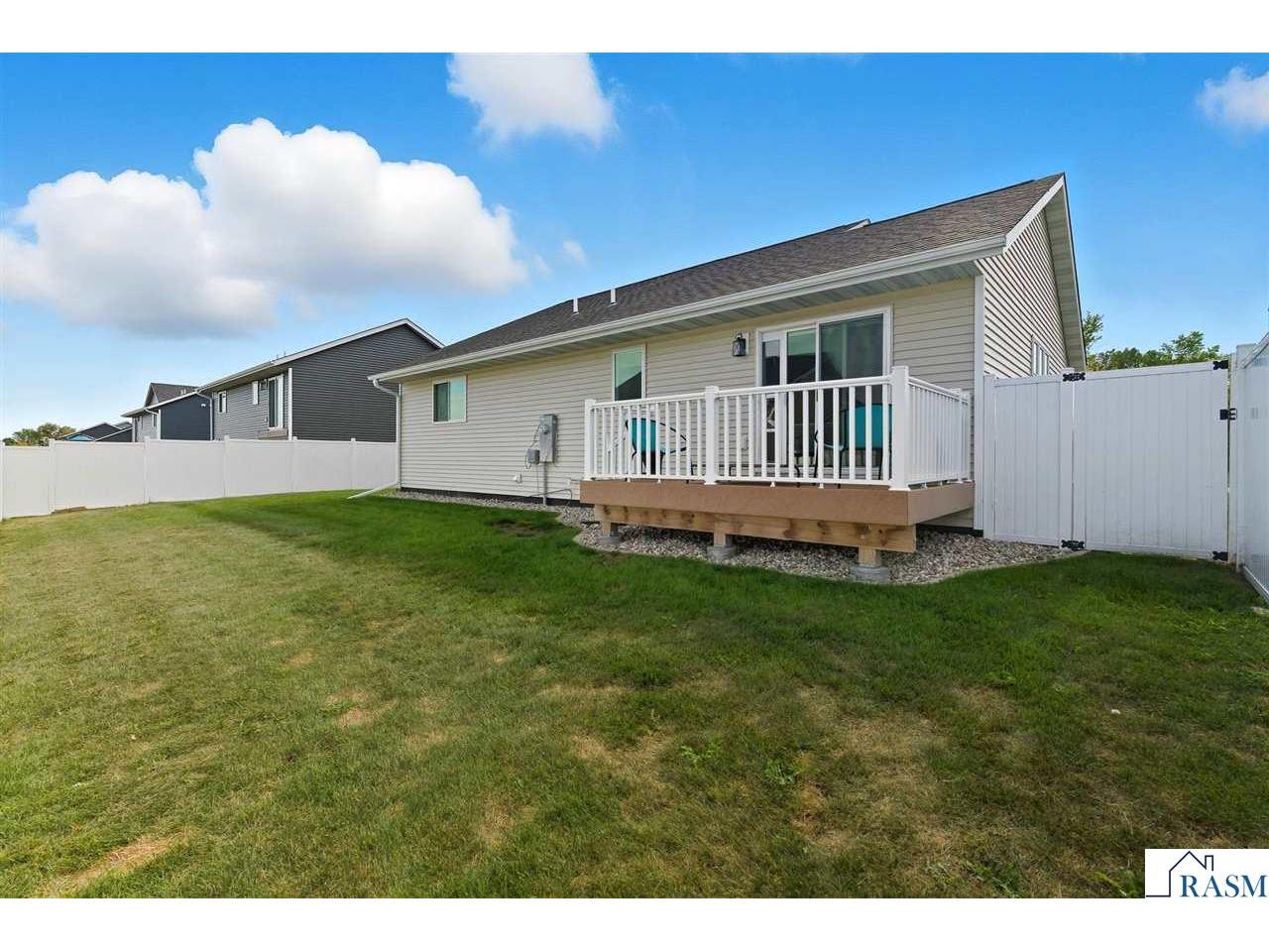 2004 Bluestem Drive Mankato MN 56001 7038741 image16