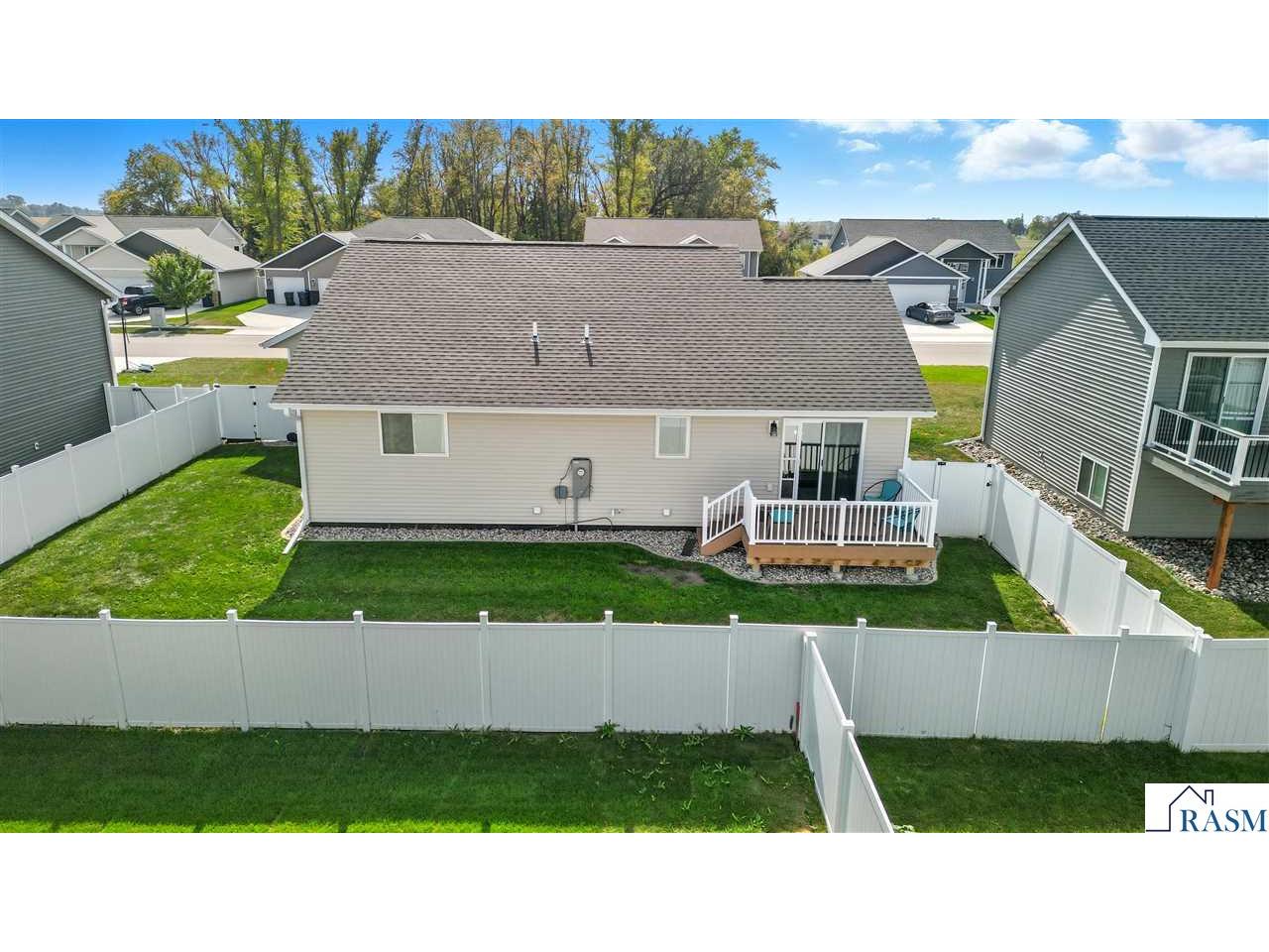 2004 Bluestem Drive Mankato MN 56001 7038741 image20