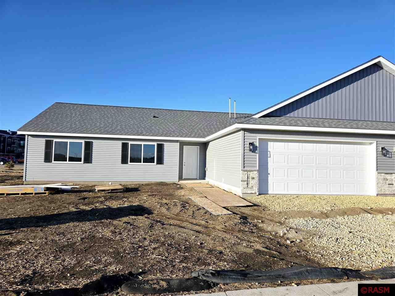 2007 Clark Street Saint Peter MN 56082 7036733 image1