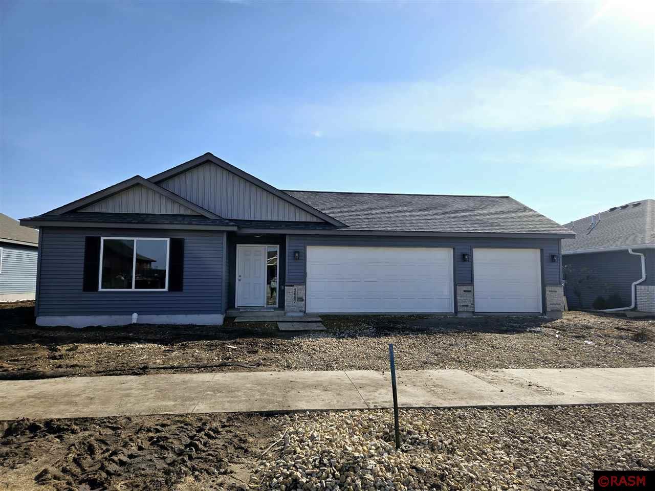 2007 Essler Drive Saint Peter MN 56082 7036652 image1