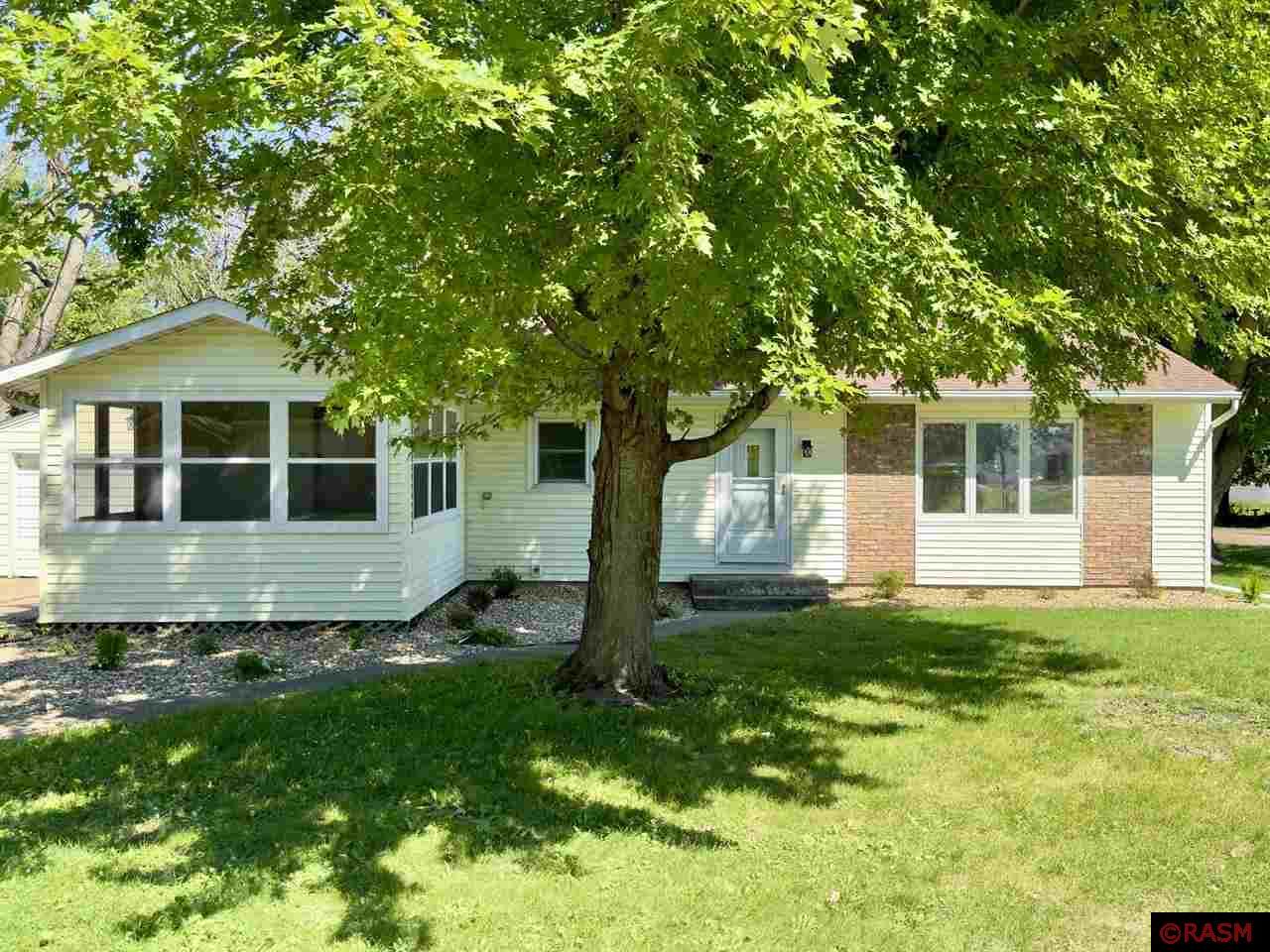 201 3rd Ave Freeborn MN 56032 7035636 image1