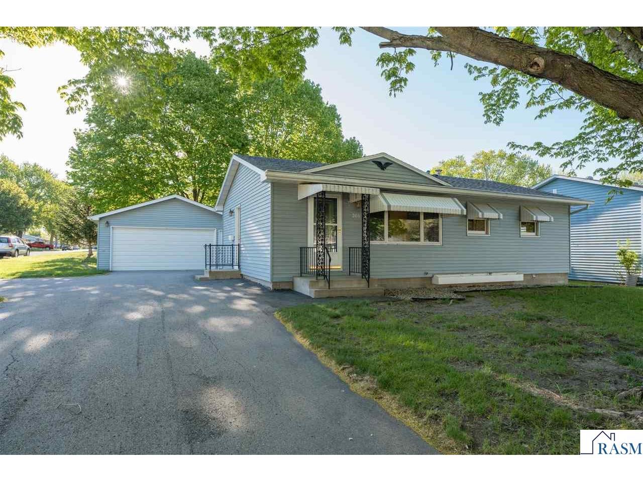 201 Diane Drive Eagle Lake MN 56024 7040271 image1