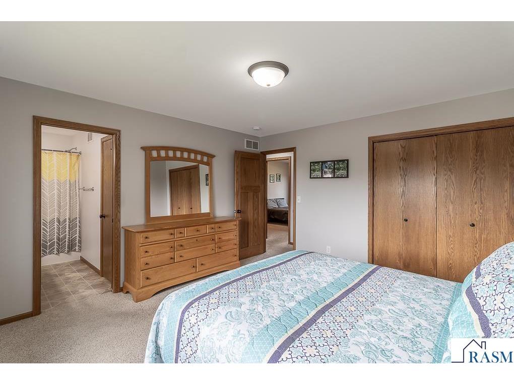 201 Pebble Creek Drive Mankato MN 56001 7040100 image20