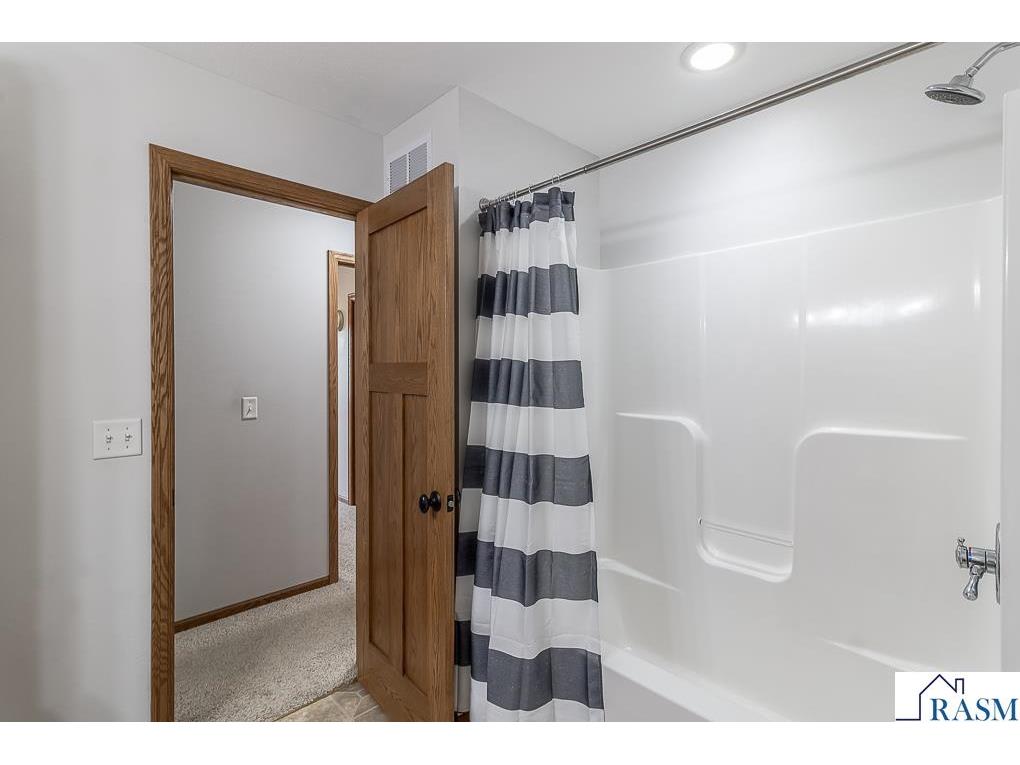201 Pebble Creek Drive Mankato MN 56001 7040100 image27