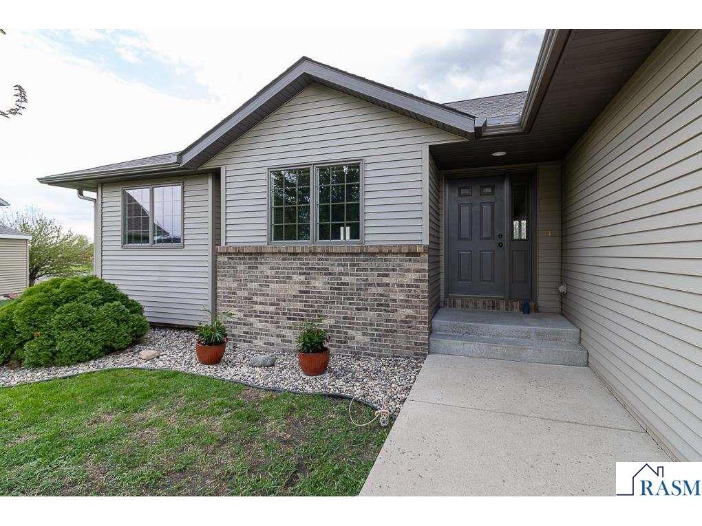 201 Pebble Creek Drive Mankato MN 56001 7040100 image3