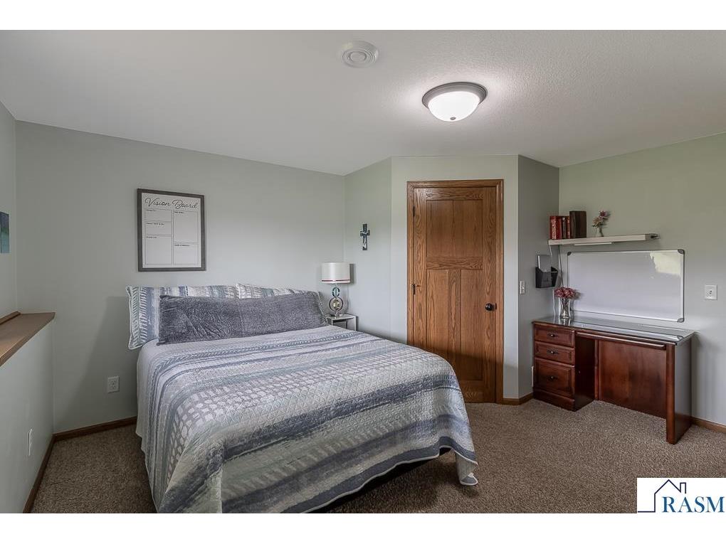 201 Pebble Creek Drive Mankato MN 56001 7040100 image36