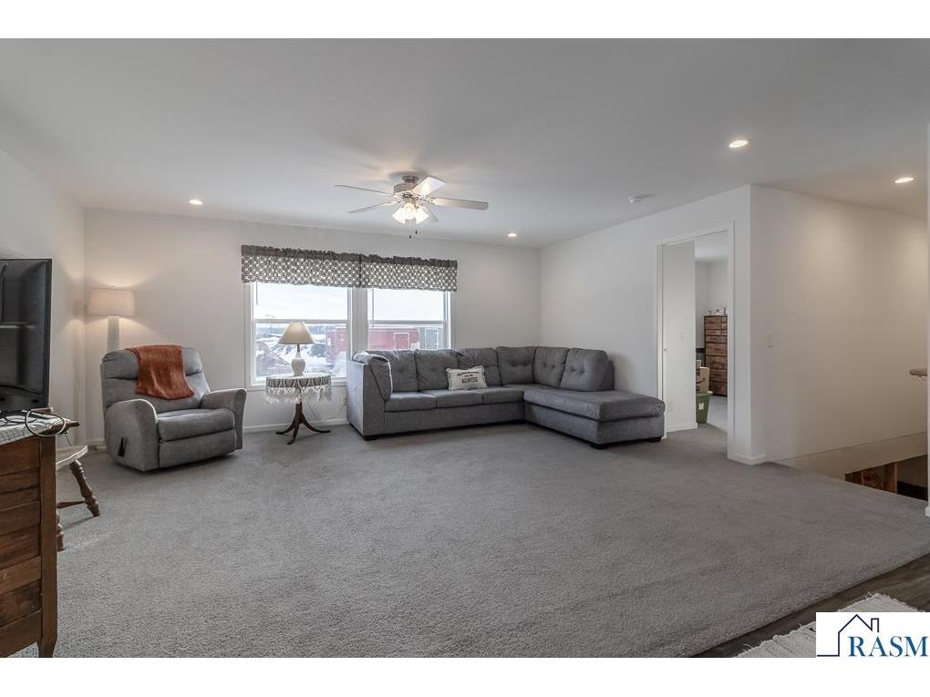 2015 Essler Drive Saint Peter MN 56082 7039215 image13