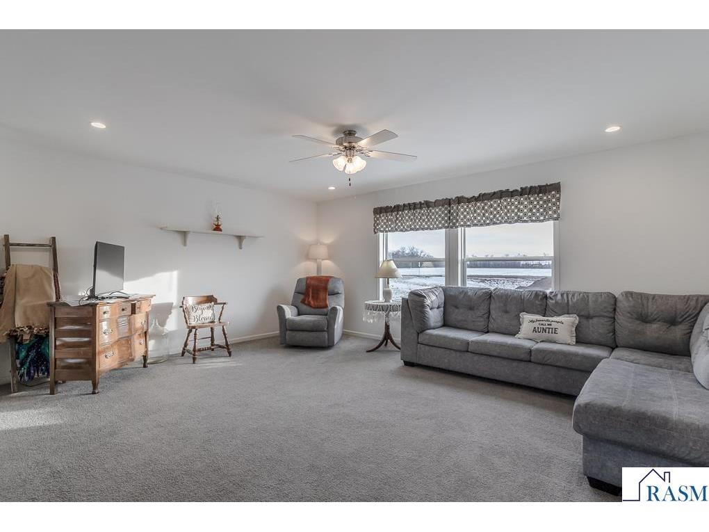 2015 Essler Drive Saint Peter MN 56082 7039215 image14