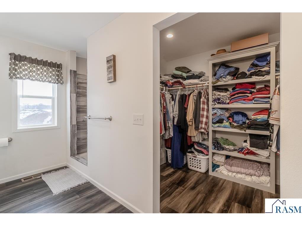 2015 Essler Drive Saint Peter MN 56082 7039215 image24