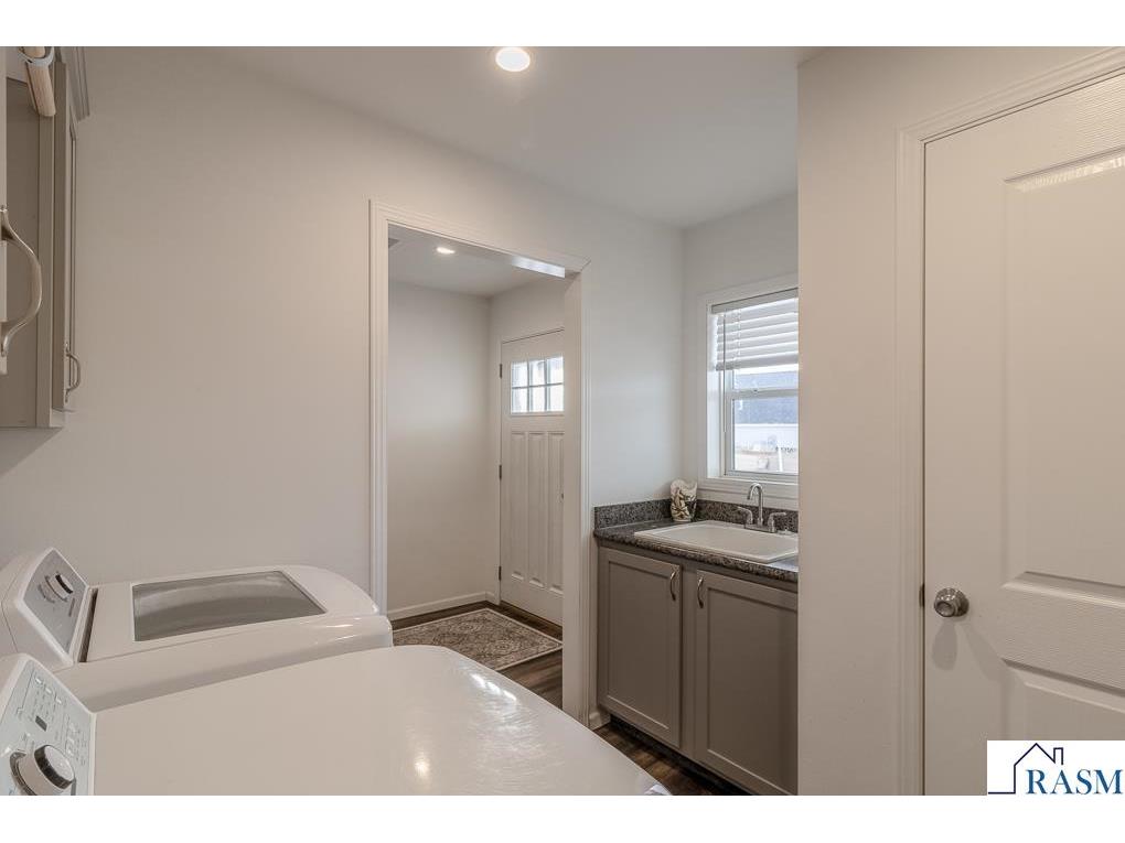 2015 Essler Drive Saint Peter MN 56082 7039215 image29