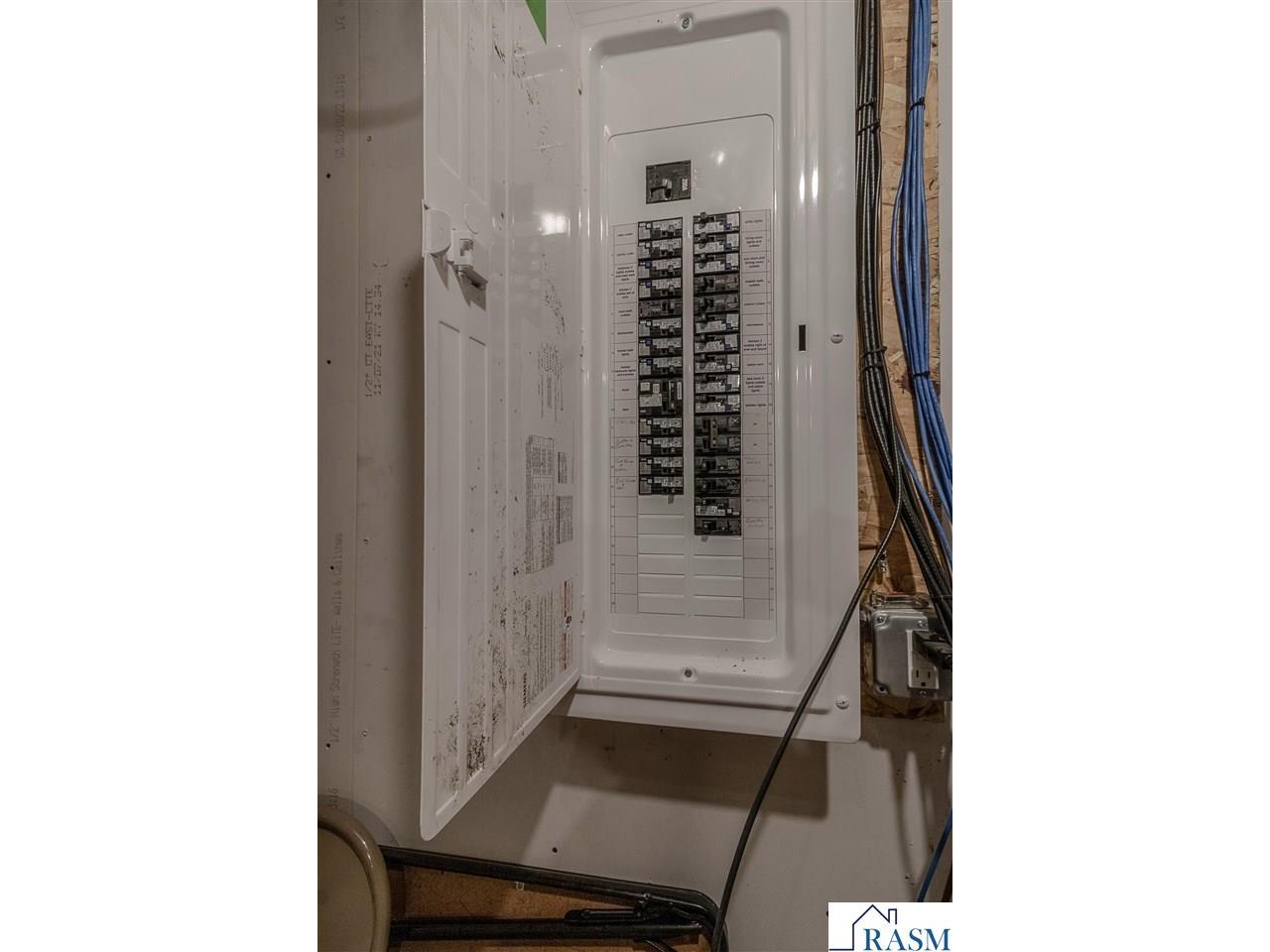 2015 Essler Drive Saint Peter MN 56082 7039215 image39