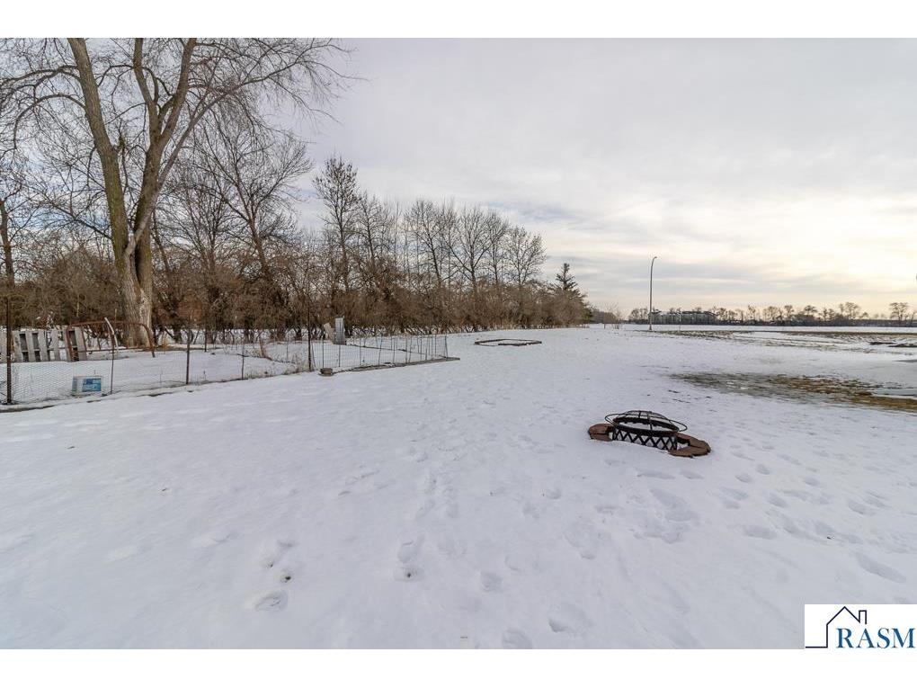 2015 Essler Drive Saint Peter MN 56082 7039215 image41