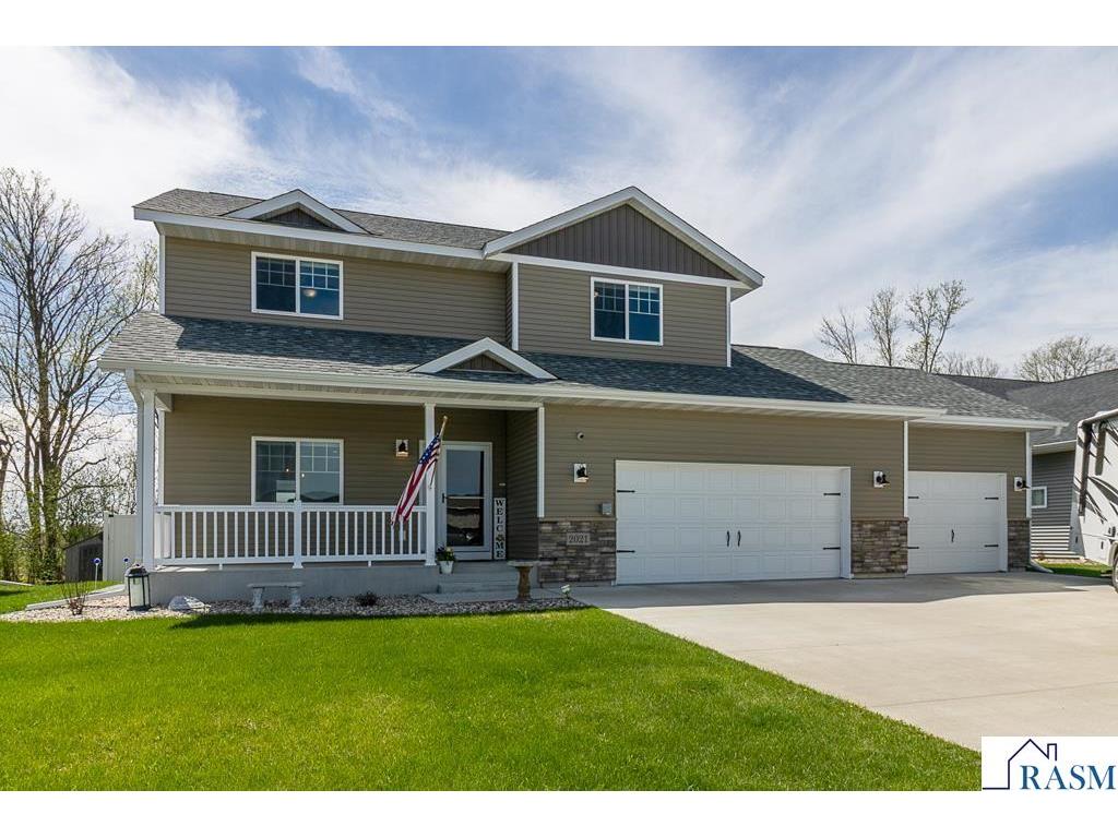 2021 Bluestem Drive Mankato MN 56001 7040115 image1