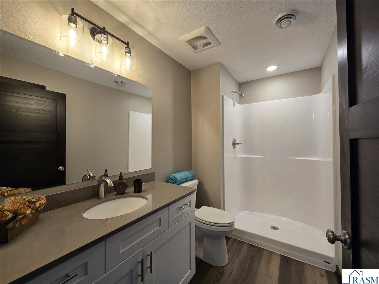 2022 Essler Drive Saint Peter MN 56082 7039064 image15