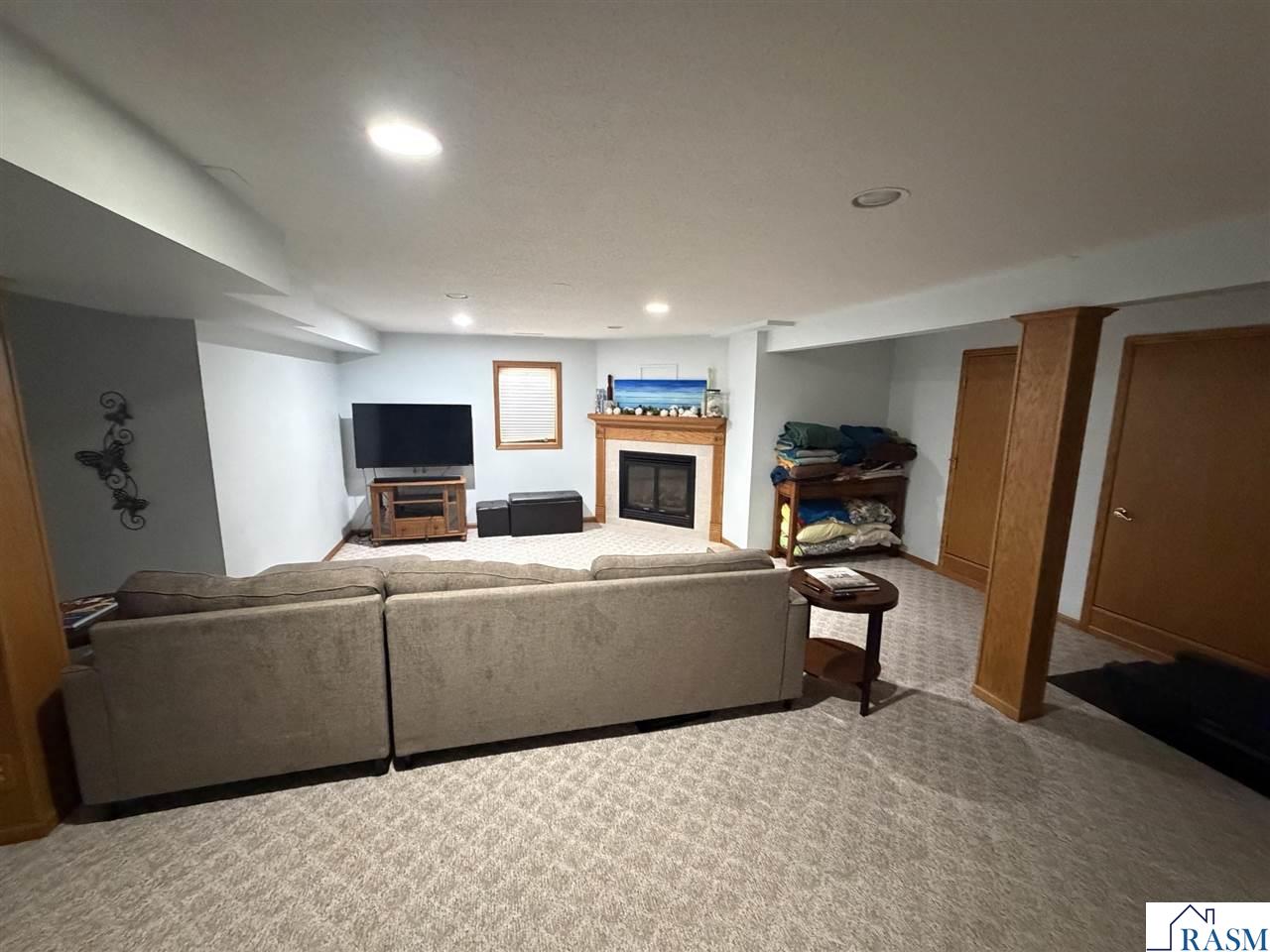203 Country Club Drive Mankato MN 56001 267040481 image21