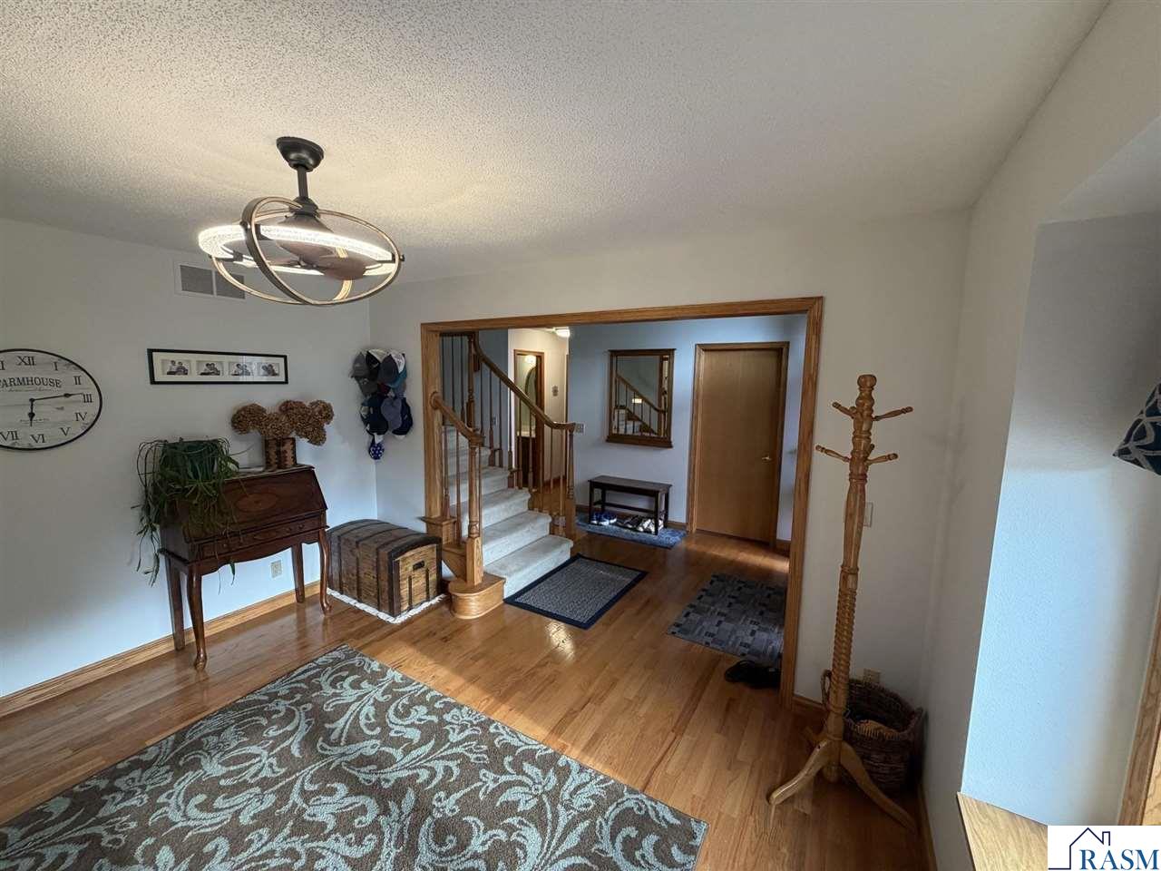 203 Country Club Drive Mankato MN 56001 267040481 image8