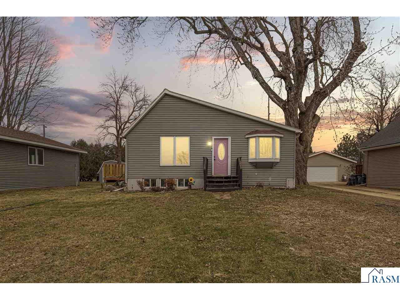 203 E 1st Street Vernon Center MN 56090 7039814 image1