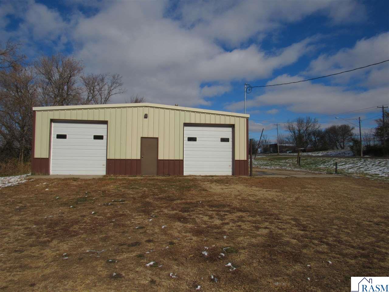 203 N Hwy 169 Elmore MN 56027 7039036 image1