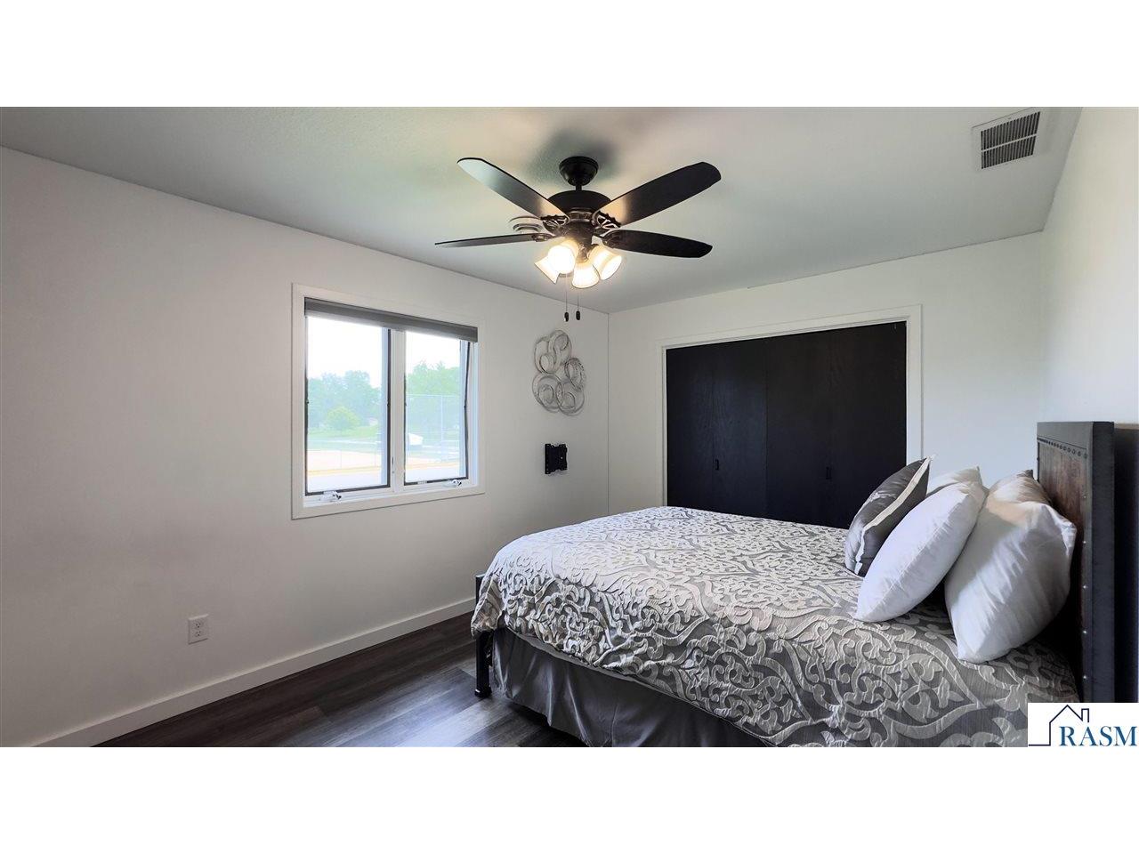 203 NW Frank Avenue Elysian MN 56028 267040491 image18