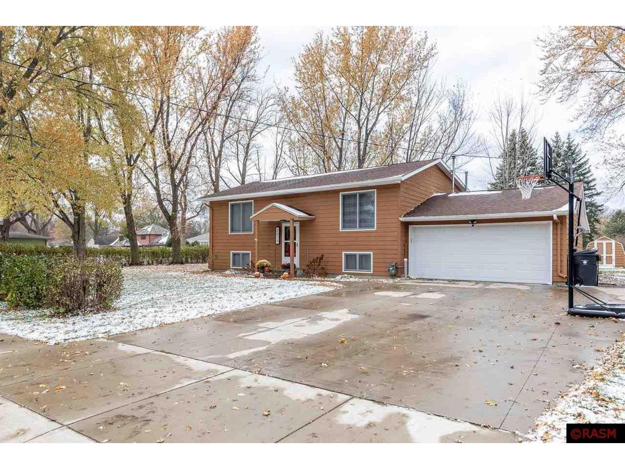 2039 Roe Crest Drive North Mankato MN 56003 7033714 image1