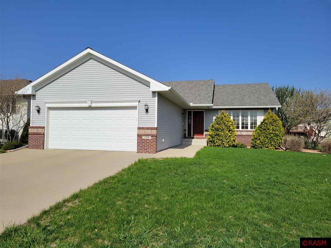 204 Pebble Creek Drive, Mankato, MN, 56001 MLS 7029748 Edina Realty