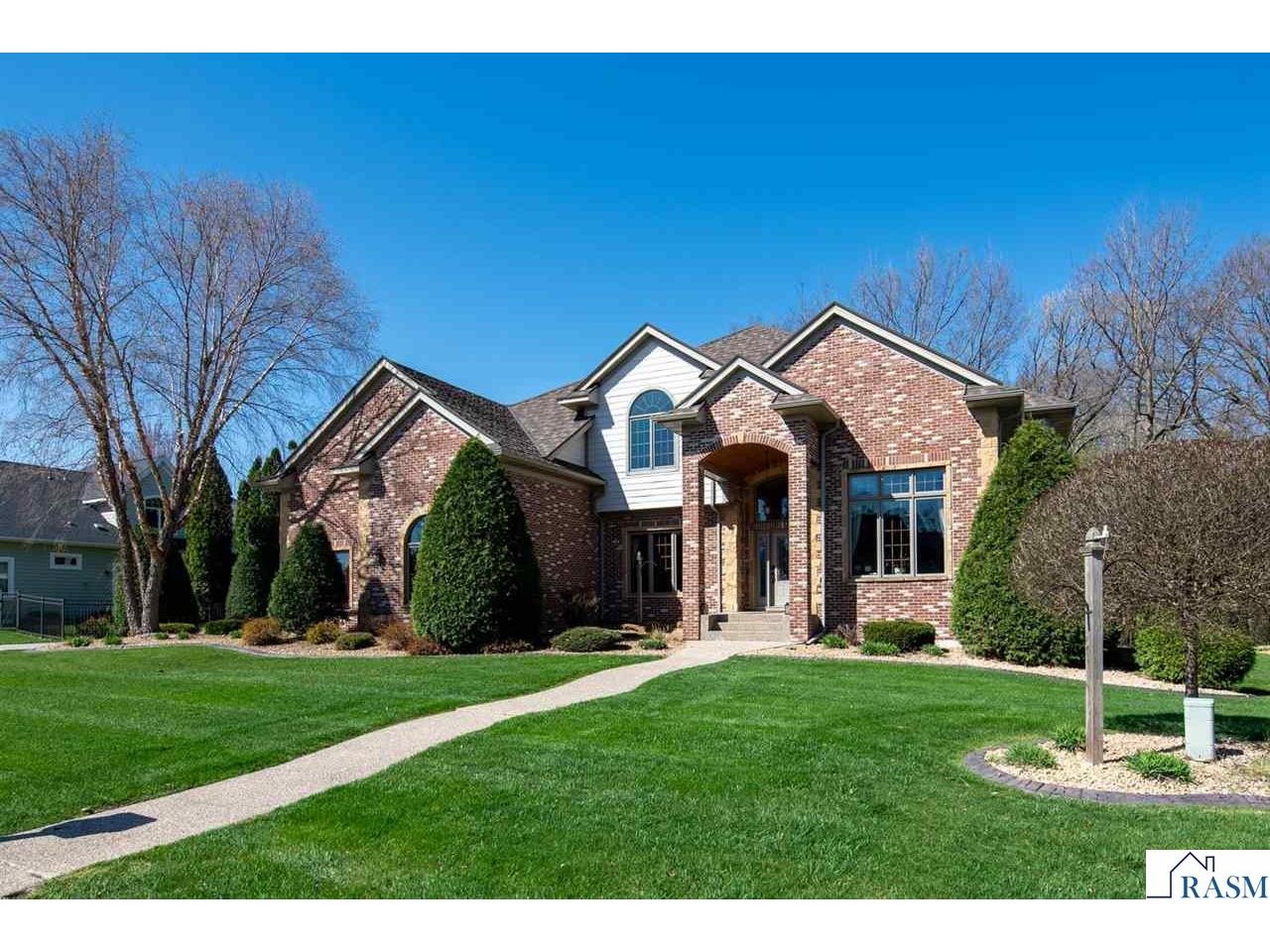 204 Woodhill Court Mankato MN 56001 7040127 image1