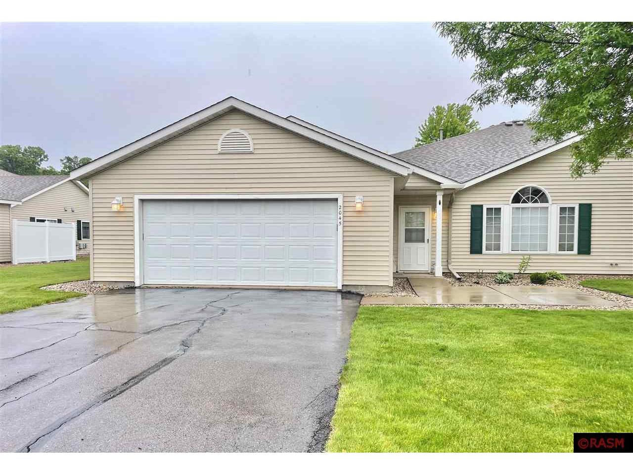 2045 Oak Leaf Trail North Mankato MN 56003 7035057 image1