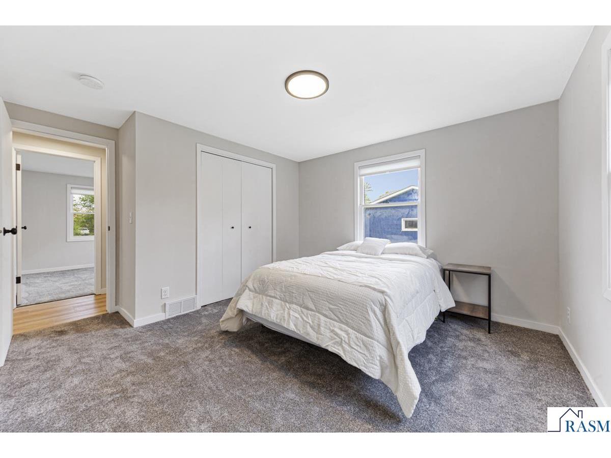 205 N Park Avenue Vernon Center MN 56090 7038548 image14