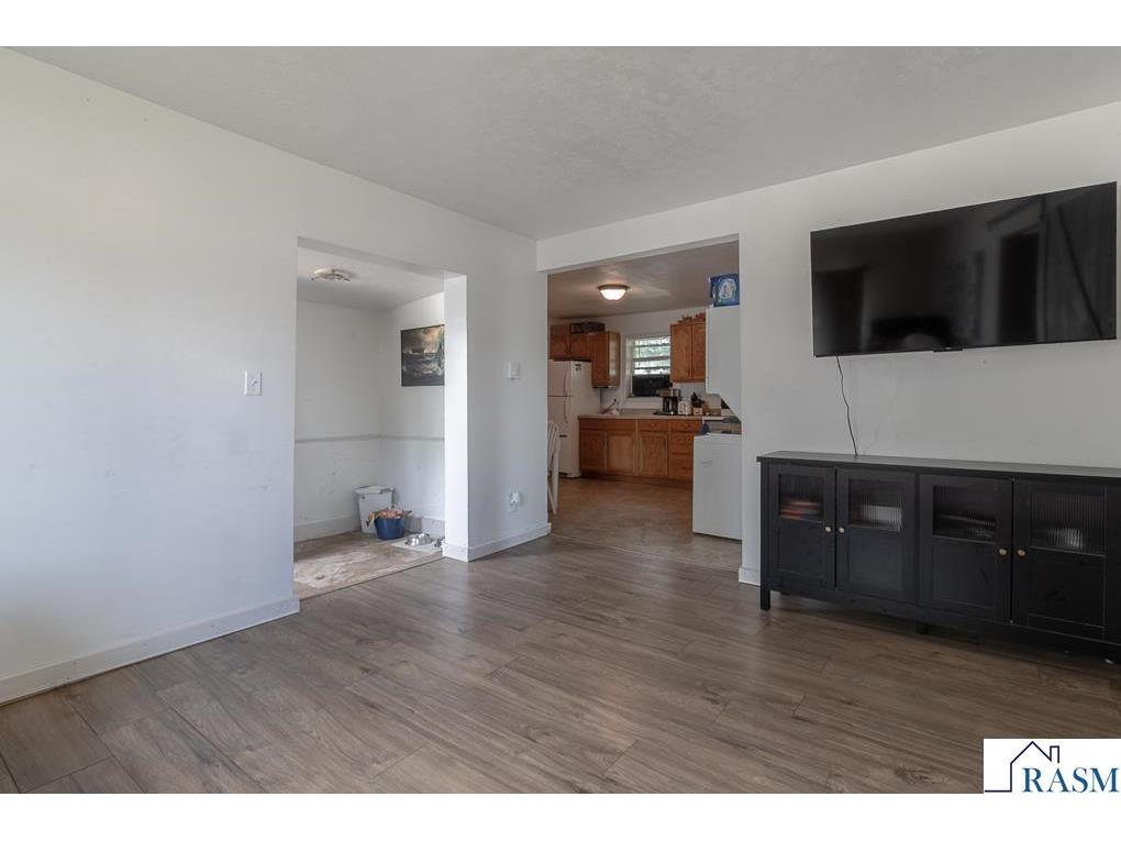 205 SW 1st Street Dodge Center MN 55927 267040535 image2